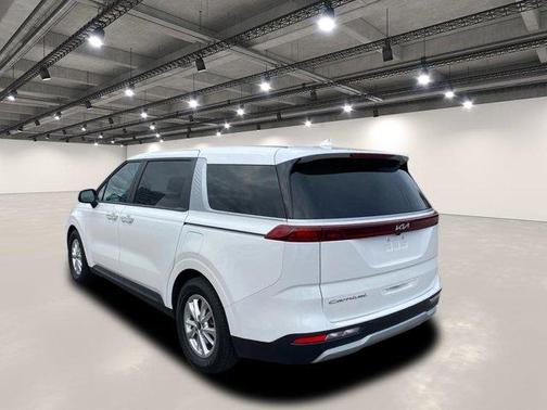2022 Kia Carnival LXS