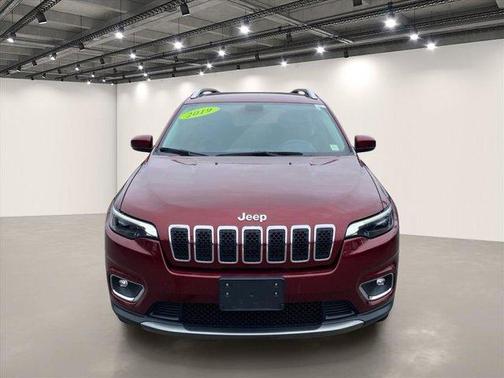 Velvet Red Pearlcoat 2019 Jeep Cherokee Limited