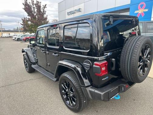 2024 Jeep Wrangler 4xe Sahara