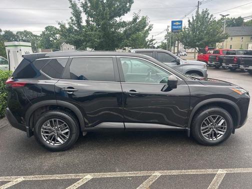 2022 Nissan Rogue S