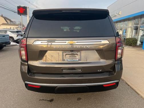 2021 Chevrolet Suburban LT