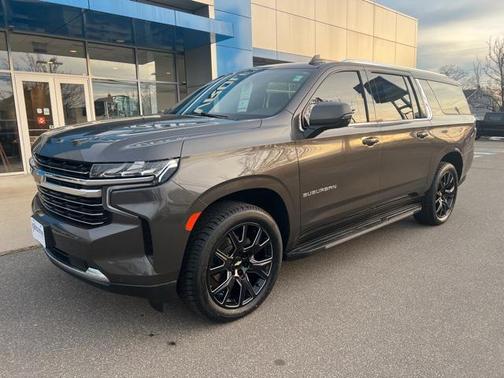2021 Chevrolet Suburban LT