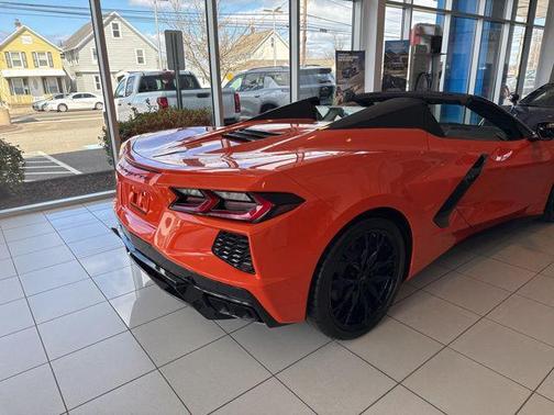 2026 Chevrolet Corvette Stingray w/2LT