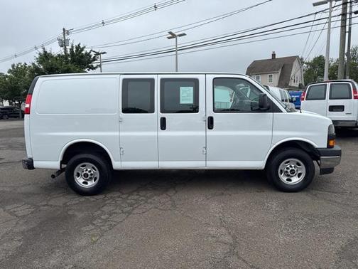 2023 GMC Savana 2500 Work Van