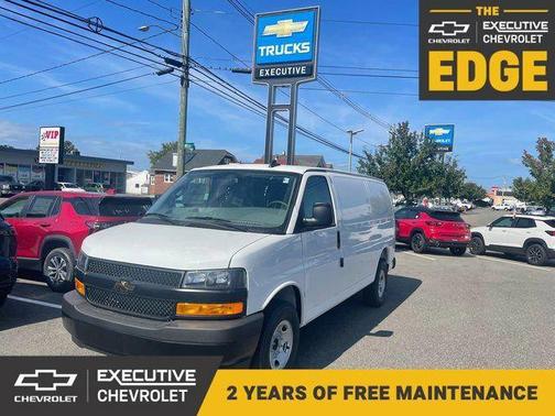 Summit White 2025 Chevrolet Express 3500 RWD 3500 Regular Wheelbase WT