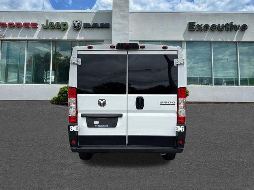 Bright White Clearcoat 2025 RAM ProMaster 2500 Tradesman