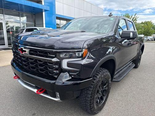 Dark Ash Metallic 2024 Chevrolet Silverado 1500 ZR2