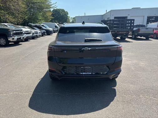 Black 2026 Chevrolet Equinox EV RS