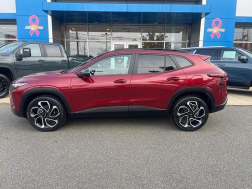 Crimson Metallic 2024 Chevrolet Trax FWD 2RS