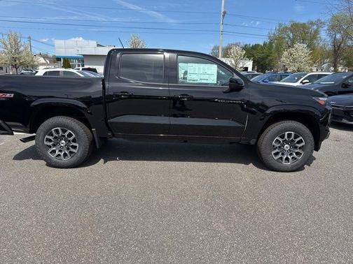 Black 2026 Chevrolet Colorado Z71