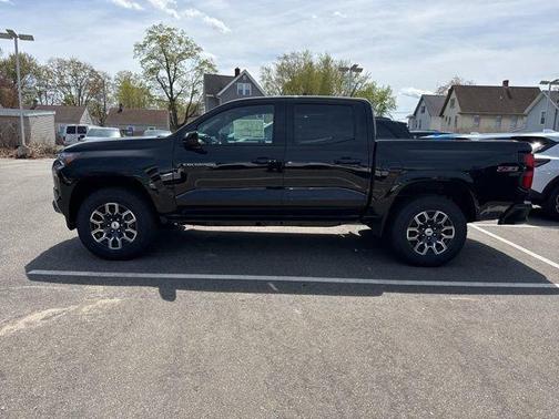 Black 2026 Chevrolet Colorado Z71