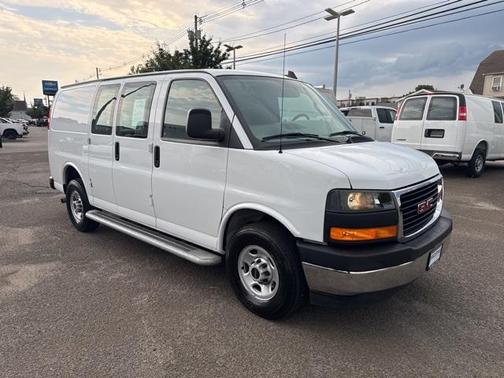 2023 GMC Savana 2500 Work Van