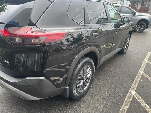 2022 Nissan Rogue S