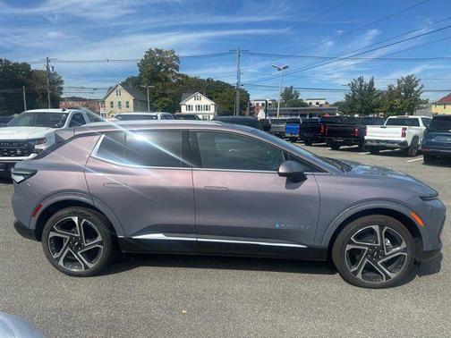 2025 Chevrolet Equinox EV LT