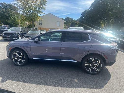2025 Chevrolet Equinox EV LT