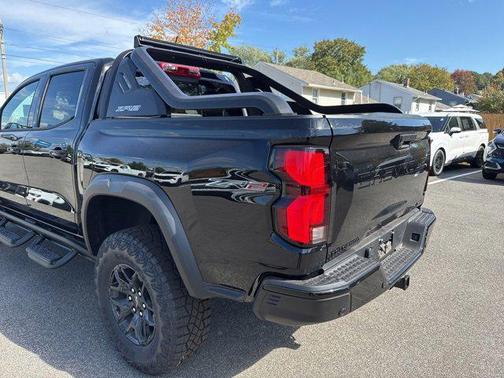 2025 Chevrolet Colorado ZR2