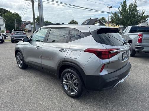 2023 Kia Seltos LX