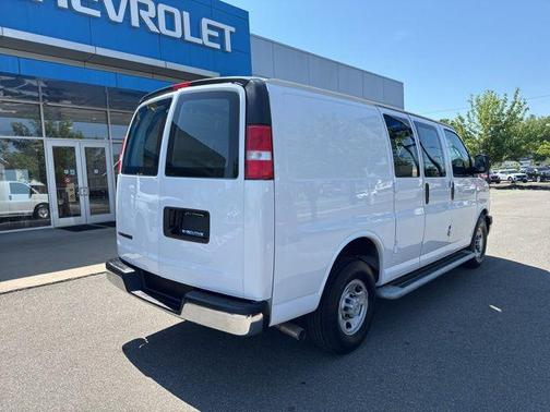 Summit White 2024 Chevrolet Express 2500 Work Van