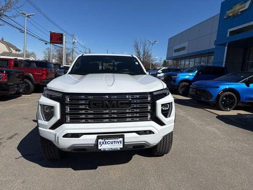 2024 GMC Canyon Denali