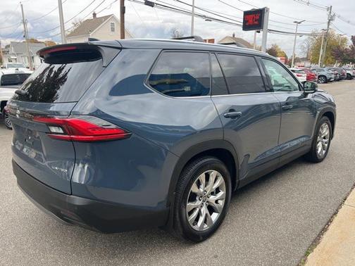 2024 Toyota Grand Highlander Limited