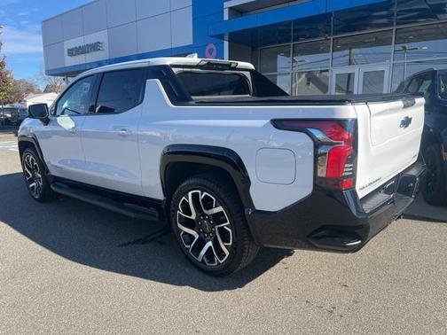 2024 Chevrolet Silverado EV First-Edition RST 4WD