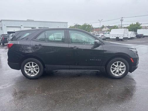 Mosaic Black Metallic 2023 Chevrolet Equinox LS