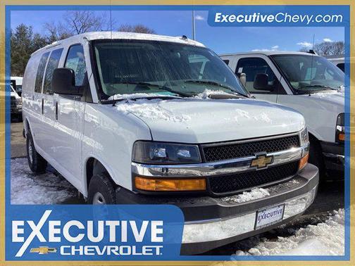 2025 Chevrolet Express 2500 RWD 2500 Regular Wheelbase WT