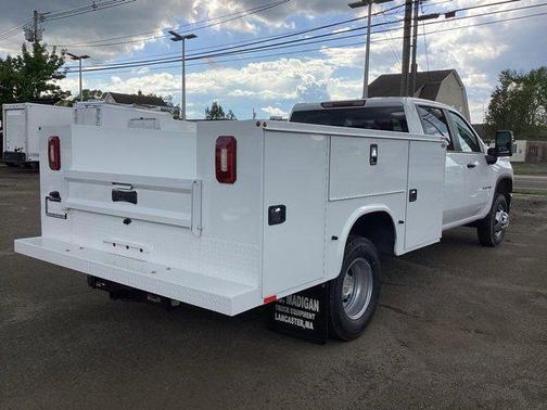 2025 Chevrolet Silverado 3500 WT