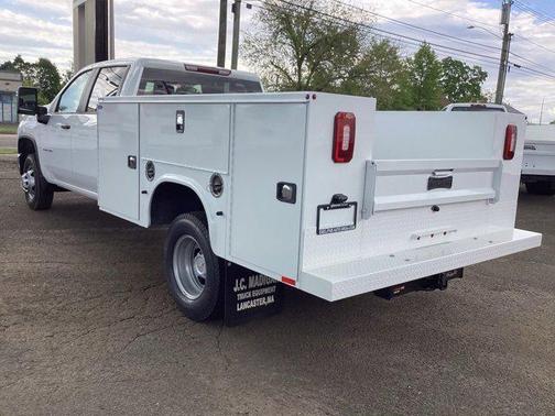 2025 Chevrolet Silverado 3500 WT