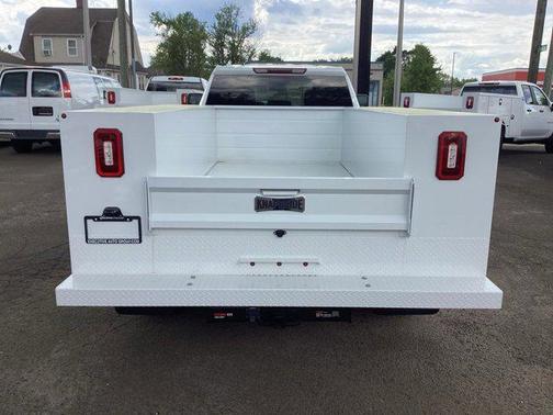 2025 Chevrolet Silverado 3500 WT