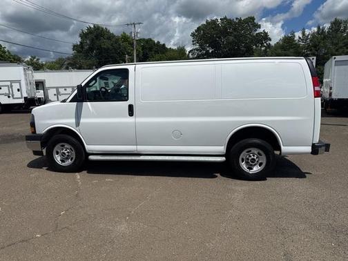 2023 GMC Savana 2500 Work Van