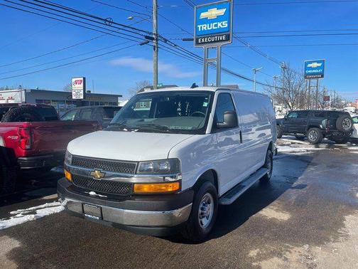 2024 Chevrolet Express 2500 RWD 2500 Regular Wheelbase WT