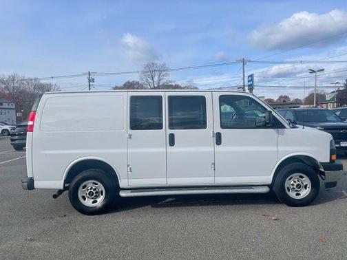2024 GMC Savana 2500 Work Van