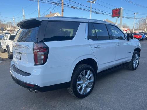 2024 Chevrolet Tahoe 4WD High Country