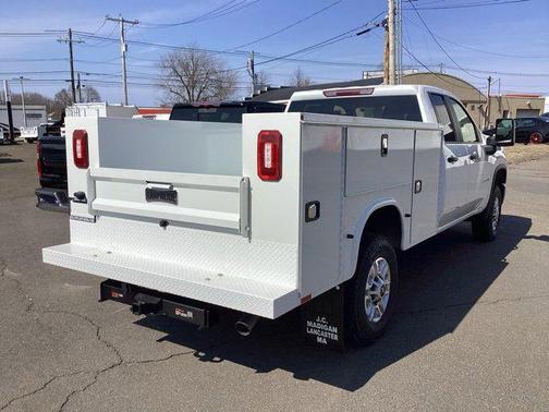 2025 Chevrolet Silverado 2500 WT