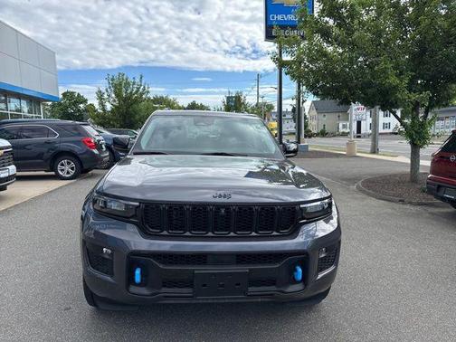 Baltic Gray Metallic Clearcoat 2024 Jeep Grand Cherokee 4xe Anniversary Edition