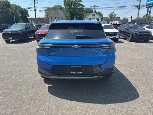 Riptide Blue Metallic 2026 Chevrolet Equinox EV LT