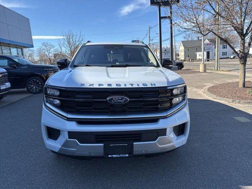 Silver Metallic 2025 Ford Expedition Platinum