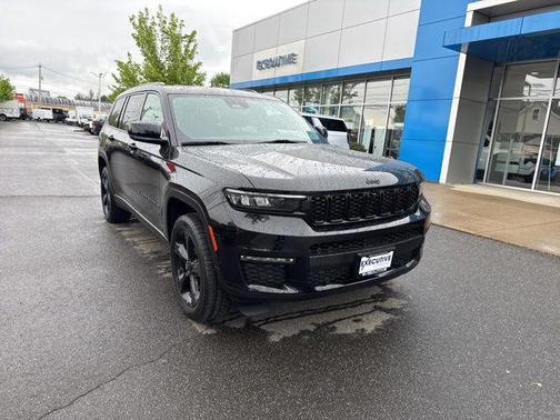 Diamond Black Crystal Pearlcoat 2023 Jeep Grand Cherokee L Limited