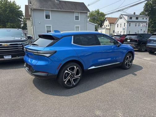 2025 Chevrolet Equinox EV LT