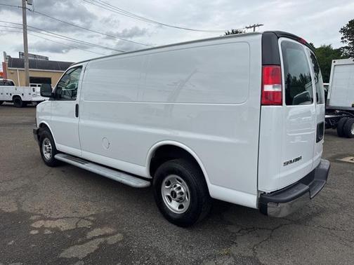2023 GMC Savana 2500 Work Van