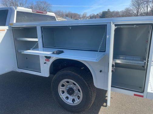 2026 Chevrolet Silverado 3500 WT