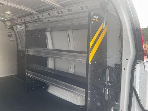 2025 Chevrolet Express 2500 RWD 2500 Regular Wheelbase WT