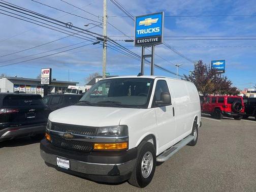 2024 Chevrolet Express 2500 RWD 2500 Regular Wheelbase WT