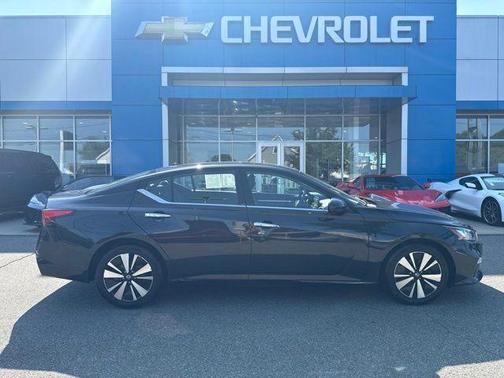Storm Blue Metallic 2019 Nissan Altima 2.5 SV