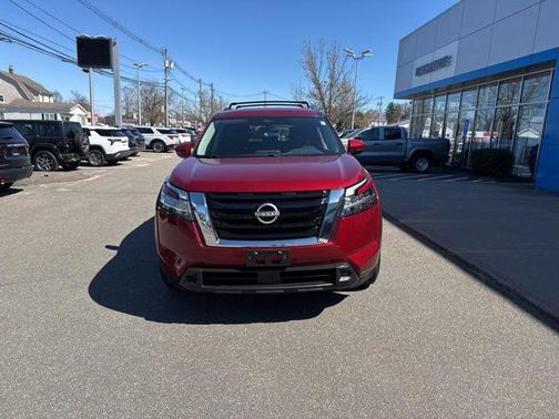 2022 Nissan Pathfinder SV 4WD