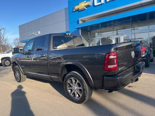 2021 RAM 2500 Laramie Crew Cab 4x4 6'4' Box