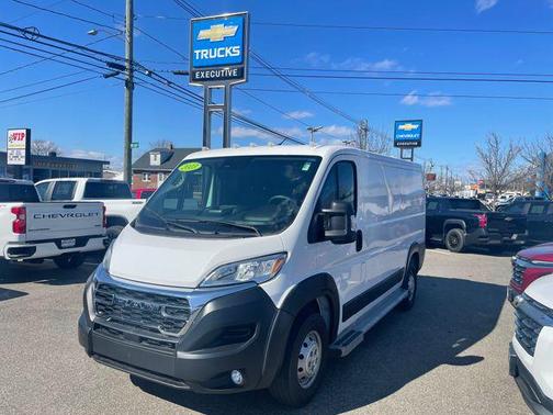 2023 RAM ProMaster 2500 Base