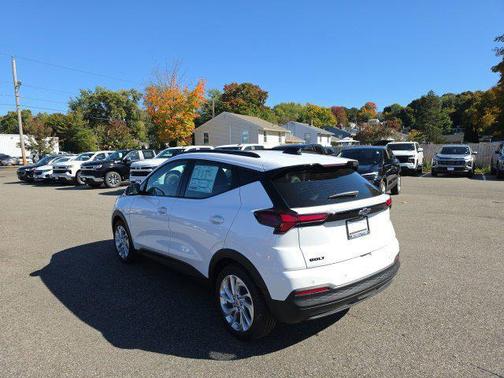 Summit White 2027 Chevrolet Bolt LT FWD