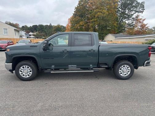2026 Chevrolet Silverado 3500 LT